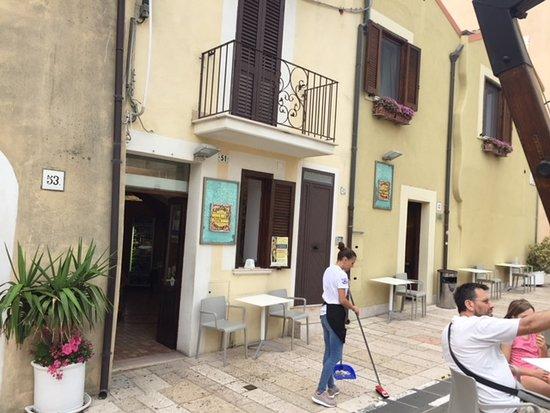 Gelateria Cocco Bill